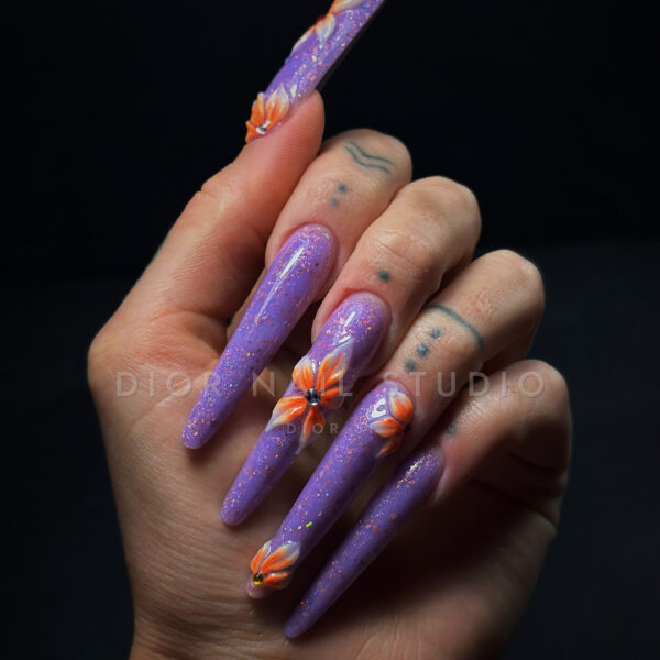 Nohti iz studia Dior Nail Studio