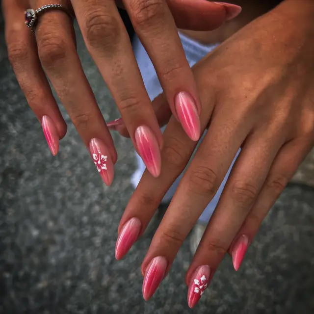 Pigmentki in hibiskus 🌺
.
.
.
.
.
.
.
.
.
.
.
.
.
.
.
.
.
.
.
.#hibiskusnails #summernails #nails #almondnailshape #nailsideas #nailstyle #nailsart #nailsonfleek #ombrénails #nailsonfleek #nailsofinstagram #nailsslovenia #nailsonpoint #nailsinspo