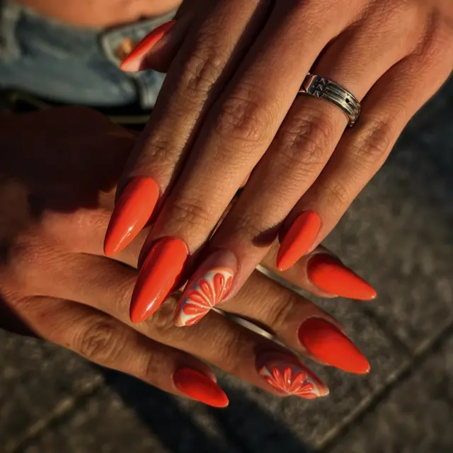 Moje drzne punce😍🍊
.
.
.
.
.
@ritzynails_slovenija 
.
.
.
.
.
.
.
.
.

#summernail #nailart #3dnailart #nailsnailsnails #nailstyle #nailsaddict #nailsdesign #nailsofinstagram #nailsoftheday #nailsinspiration #ljubljana #podaljševanjenohtov #gelnohtiljubljana